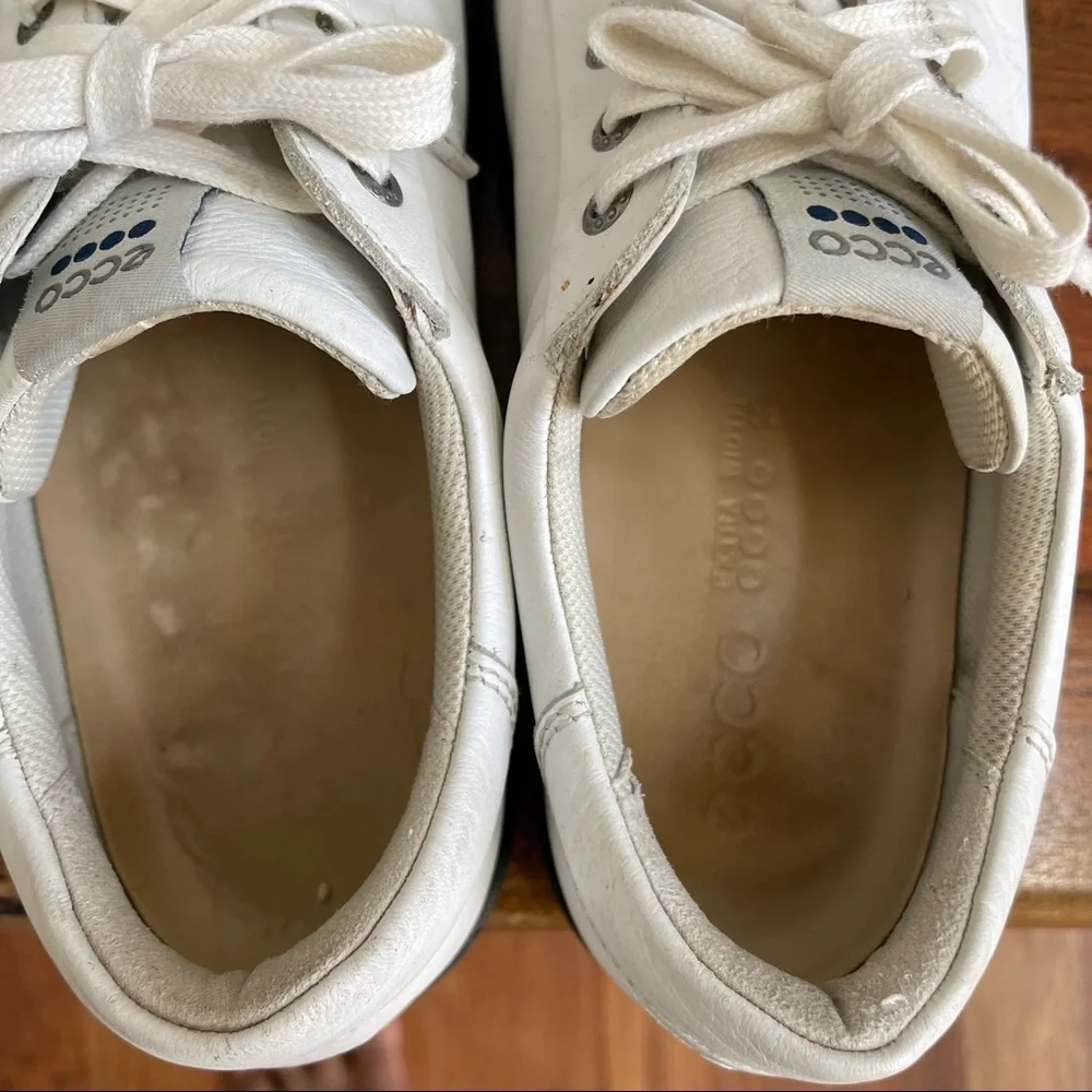 ecco White Leather Sneaker Size:‎ 44 extra wide