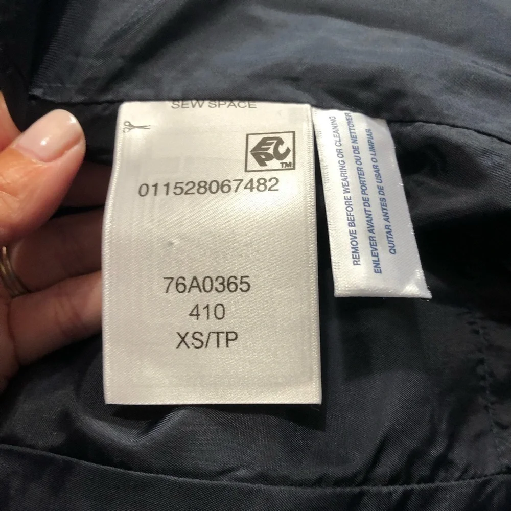 Tommy Hilfiger buttons up