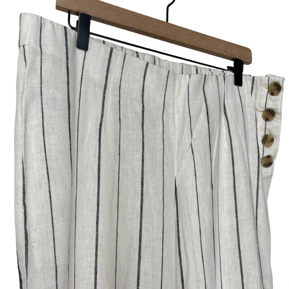 GAP linen blend