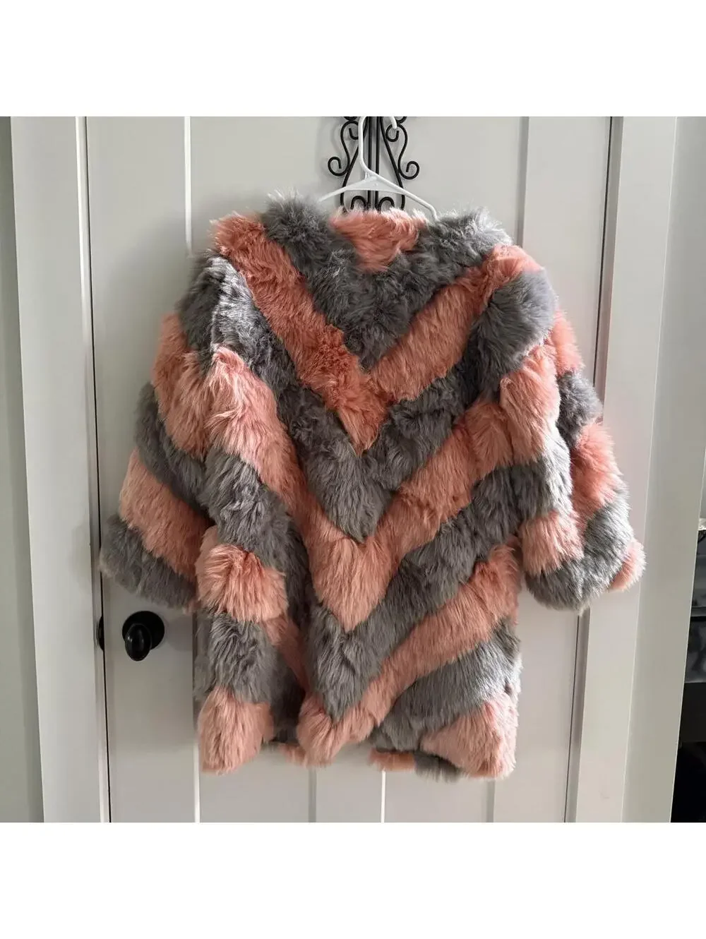 💖 DAISY Pink & Gray Chevron Faux Fur Festival Coat