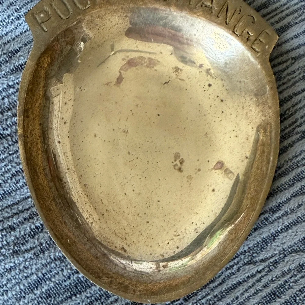 N/A elegant gold