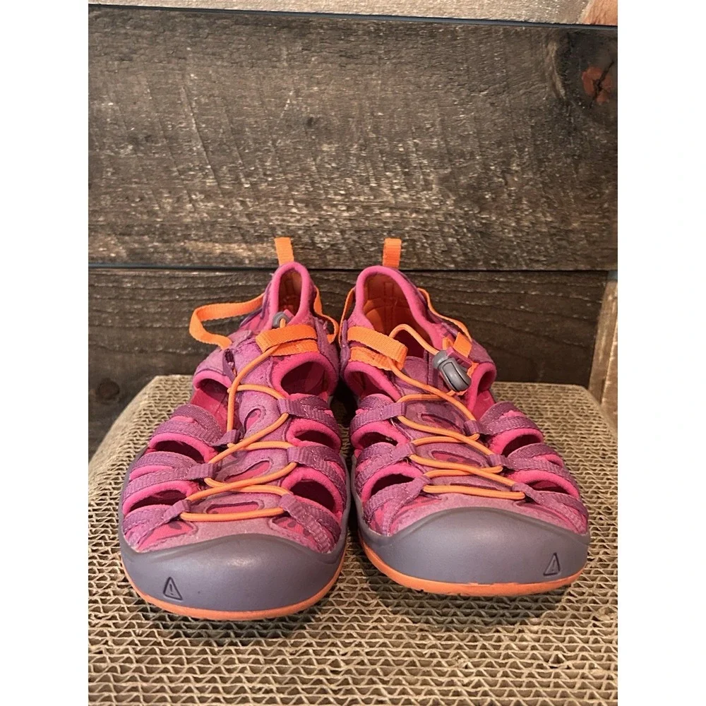 Keen‎ Moxie Sandals Purple /Orange Washable Shoes 5  Girls