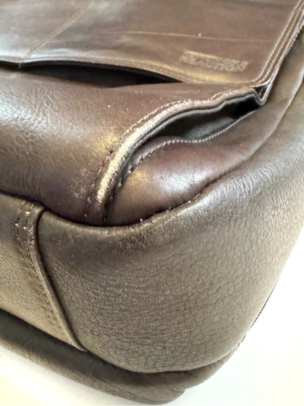 Kenneth Cole kenneth cole