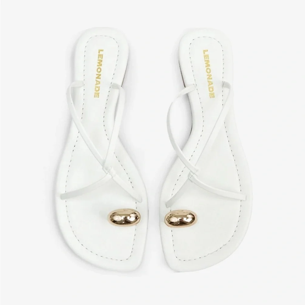 Lemonade these white