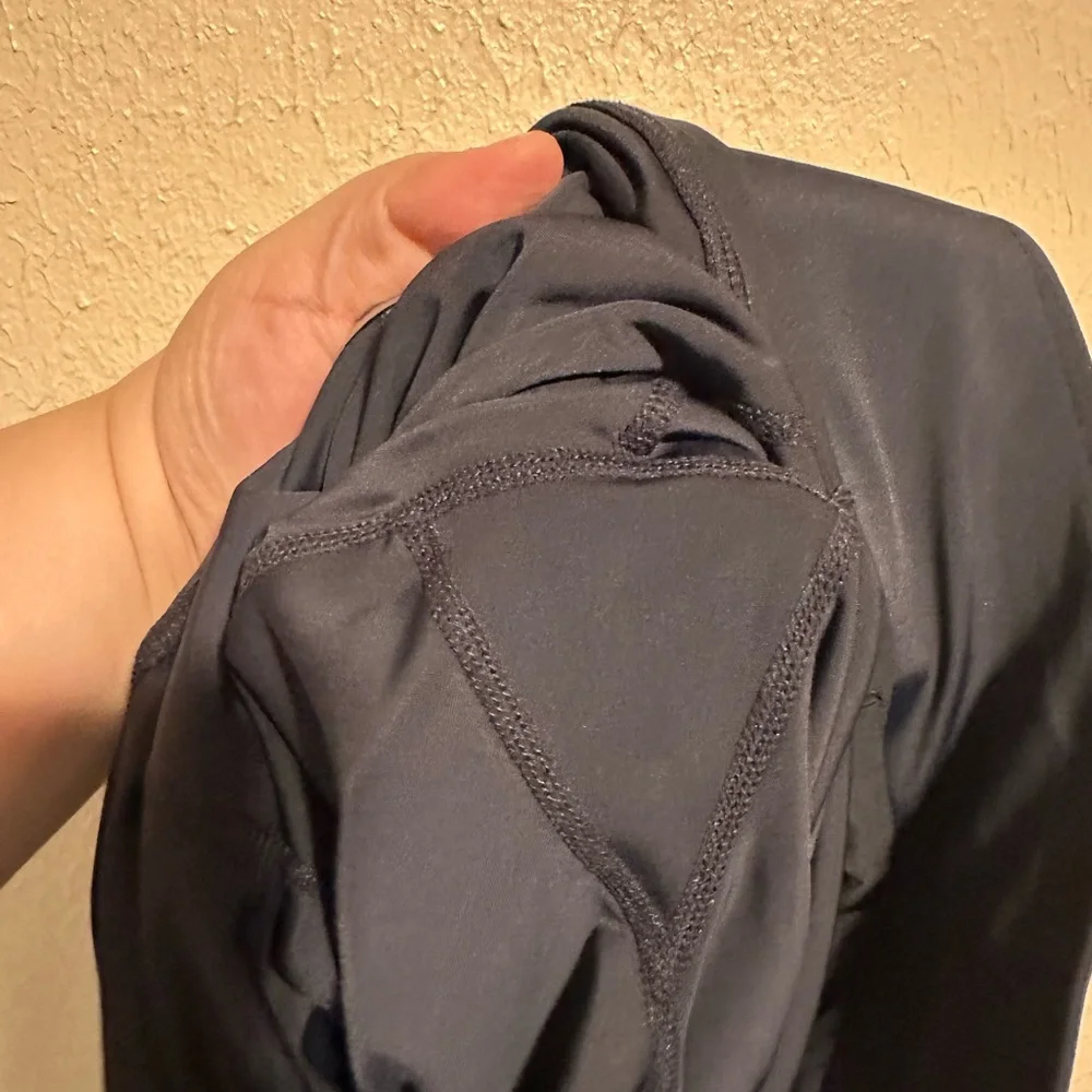 Title nine stretchy waistband