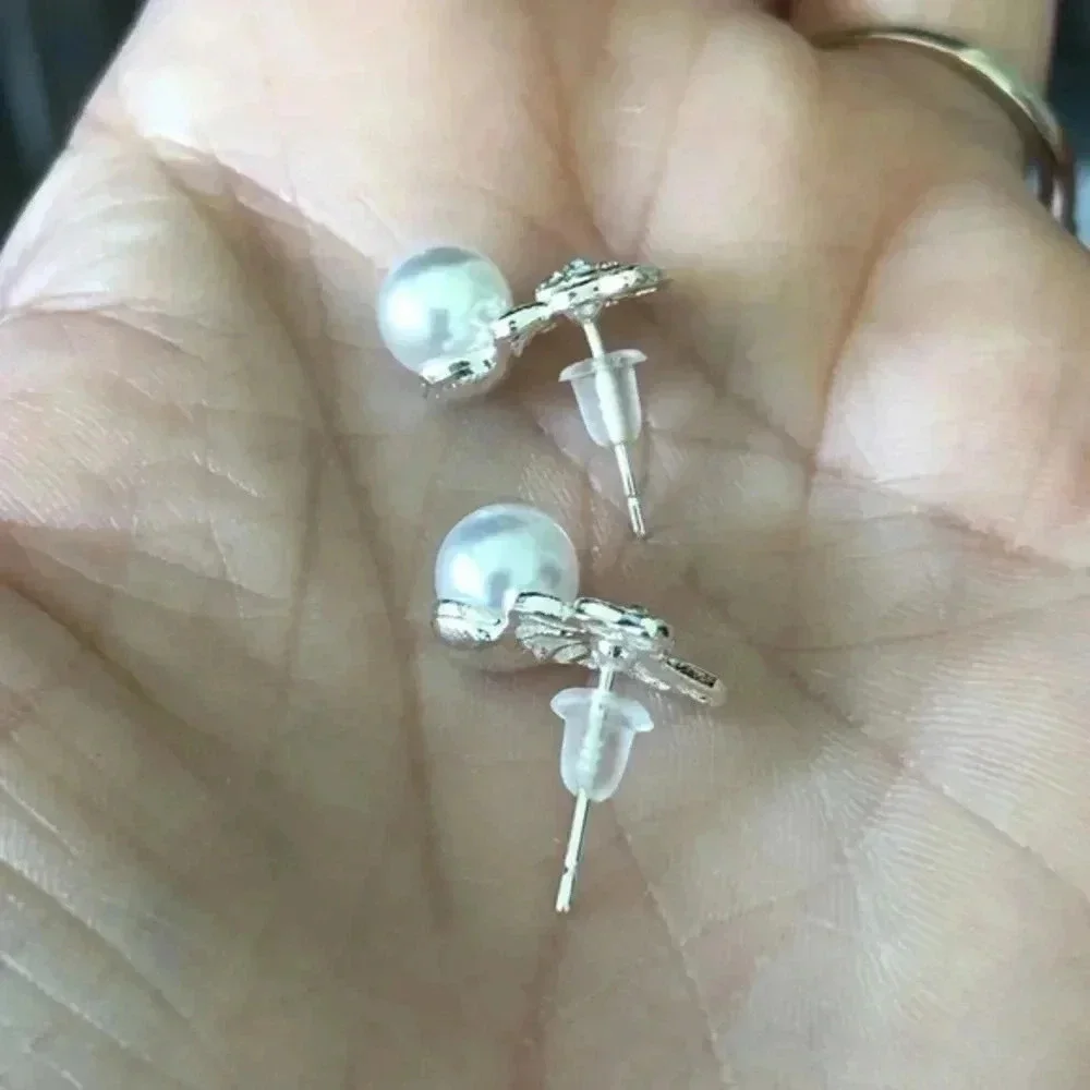 Butterfly Shaped 925 Ster Silver Crystal Stud Faux Pearl Earrings NWT