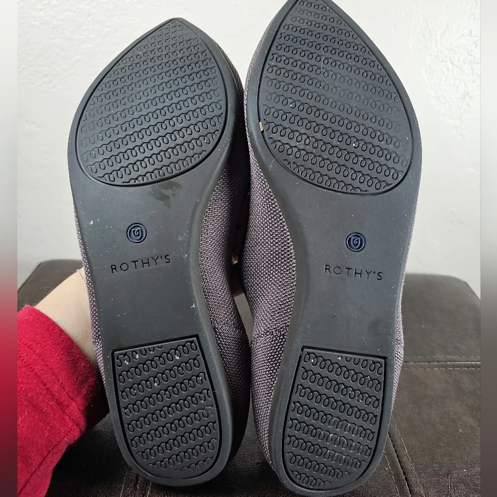 Rothys size tags