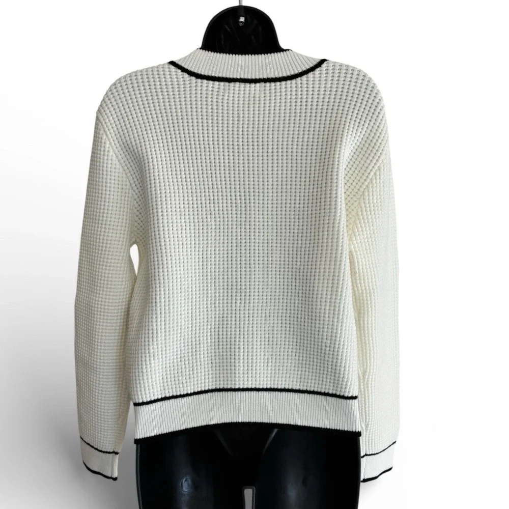 Teenie Winner crisp white