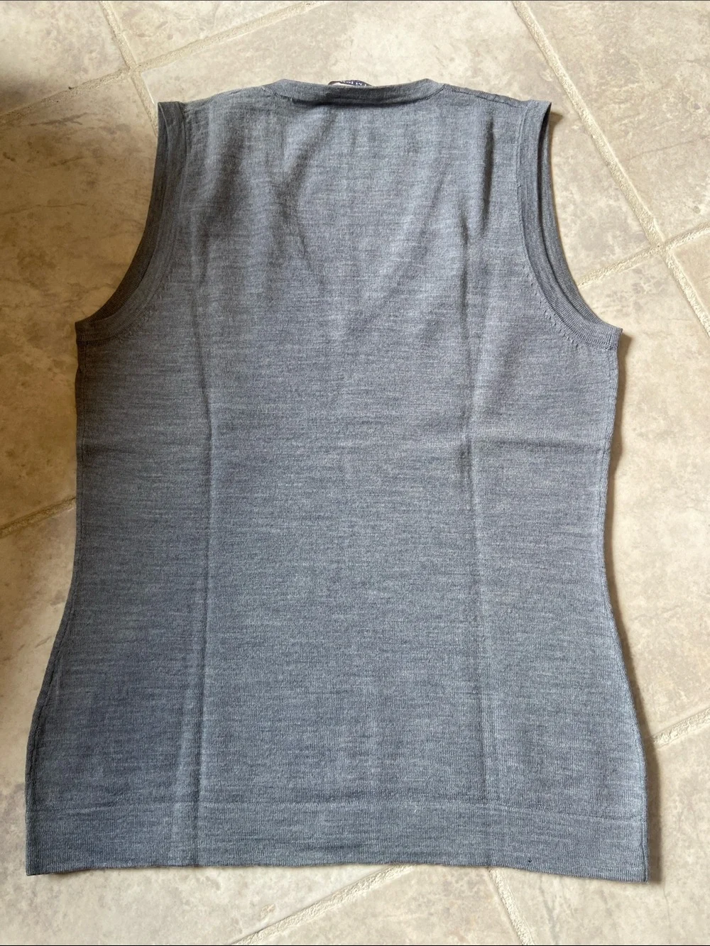 TM LEWIN Tank V Neck Vest Grey Gray 100% Wool Merino S Small