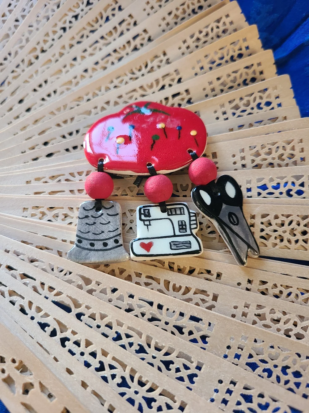 Vintage playful sewing