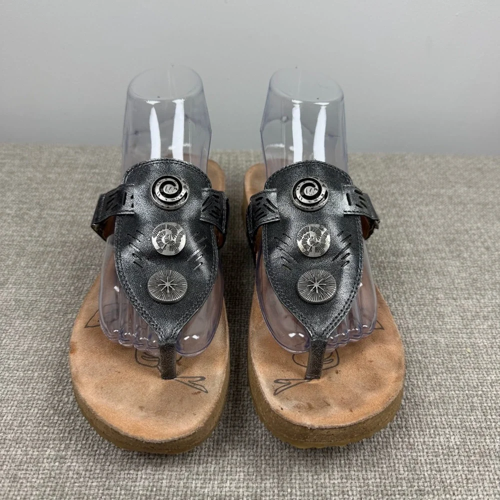 Josef Seibel Gray Silver Metallic Leather Thong Comfort Sandals Size 40 9.5