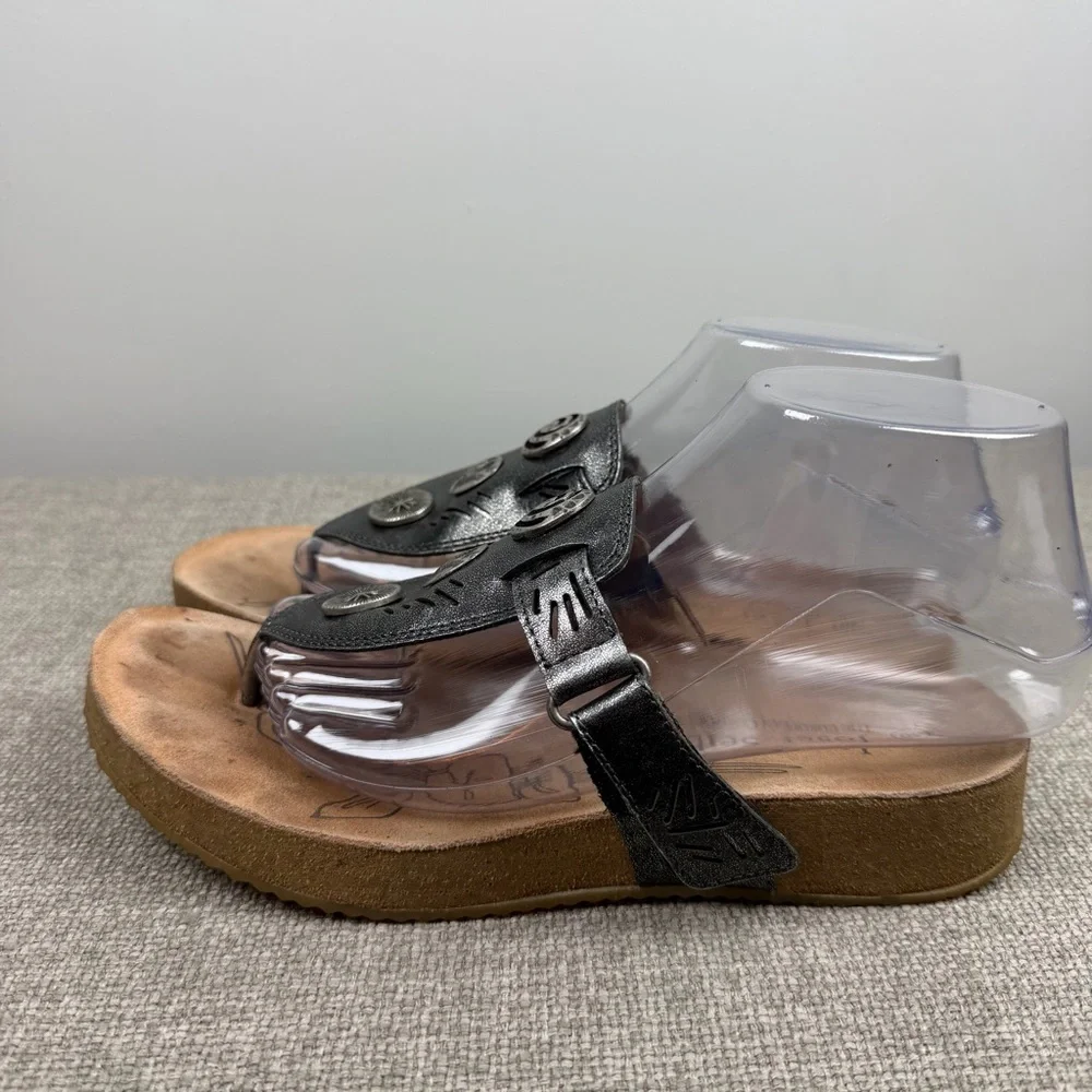 Josef Seibel Gray Silver Metallic Leather Thong Comfort Sandals Size 40 9.5