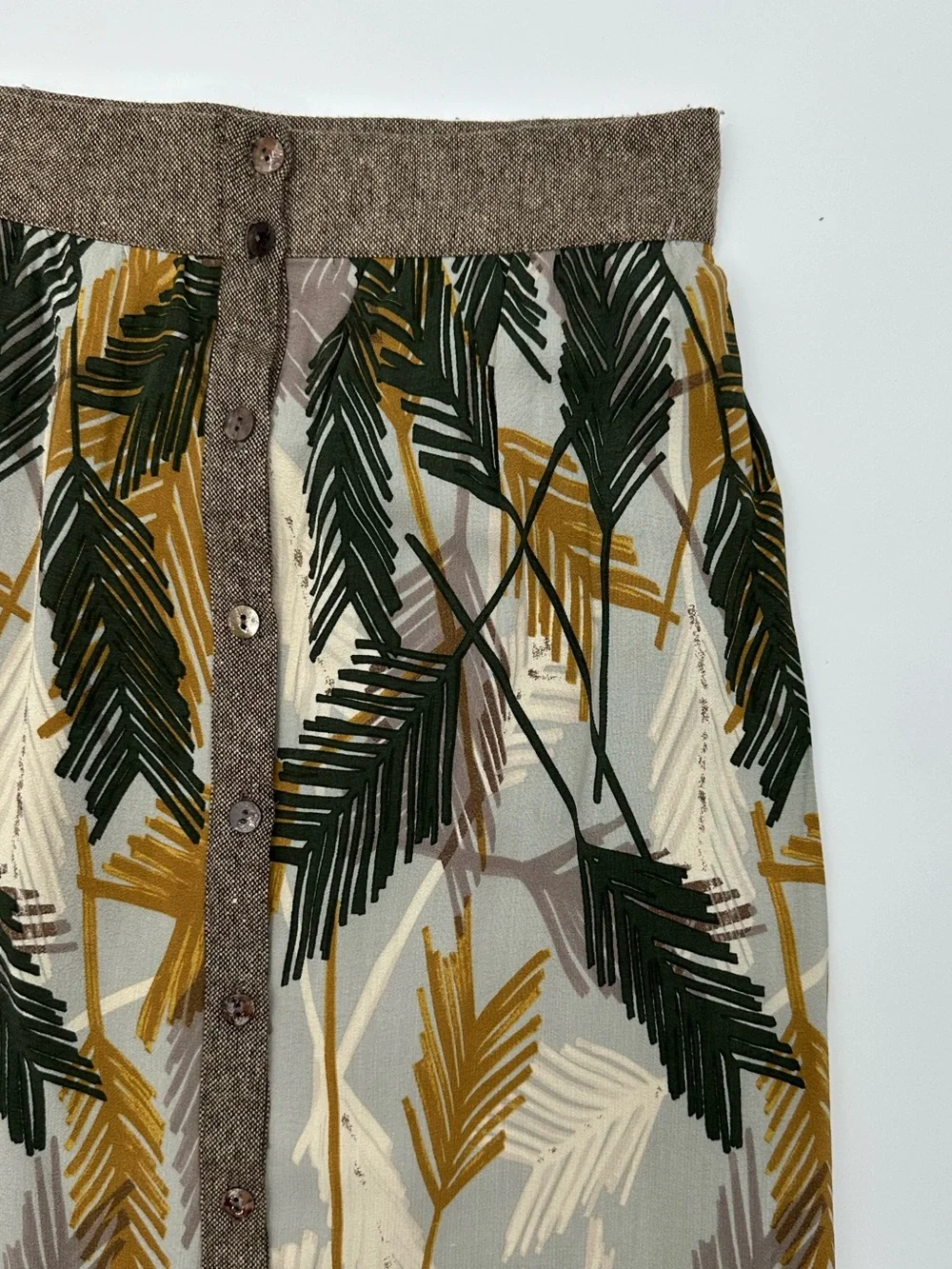 Anthropologie Edme & Esyllte Feather Vintage Look Skirt size 4