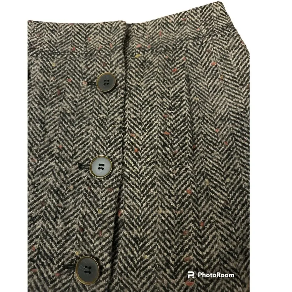 Loft Herringbone Wool wrap buttoned mini skirt size 8