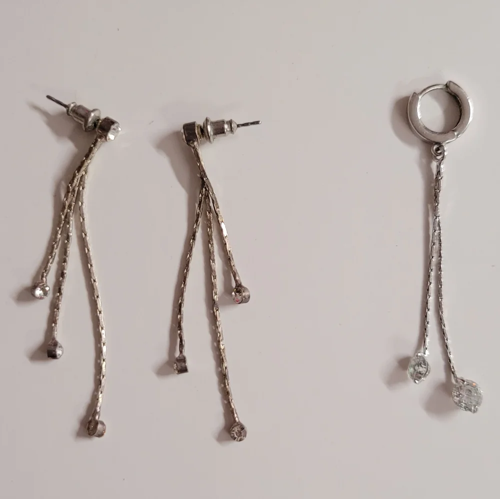 Earring bundle: peirced set/cartilage cuff, silver tone and white stone