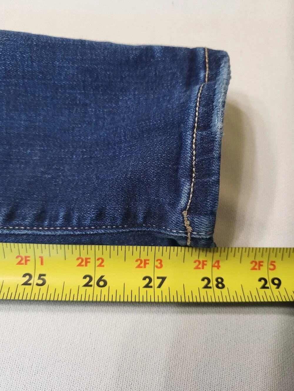 American Eagle Outfitters measurements jean rise