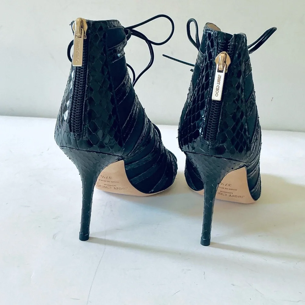 Jimmy Choo excellent gold