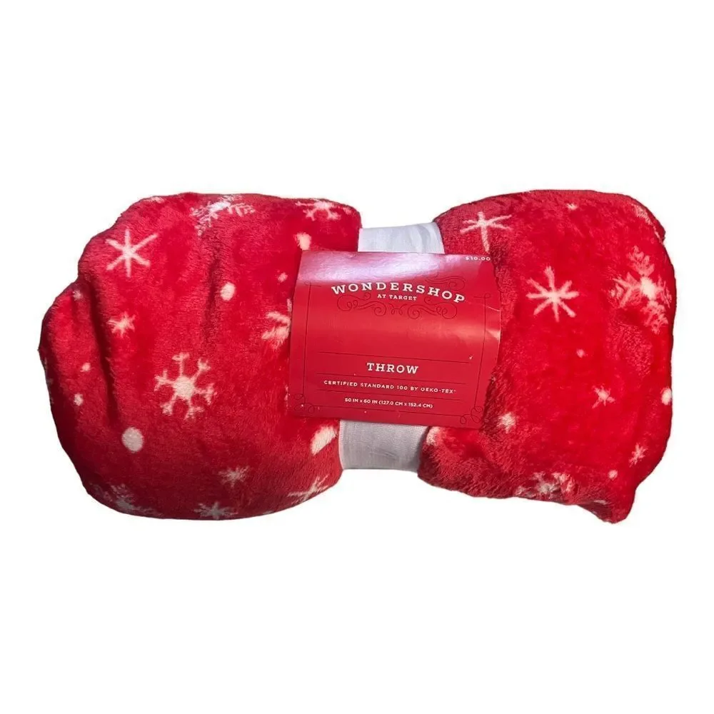 CHRISTMAS RED AND‎ WHITE THROW BLANKET