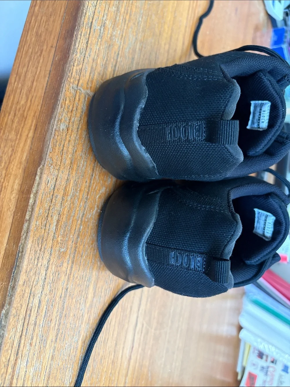 Bloch sleek black