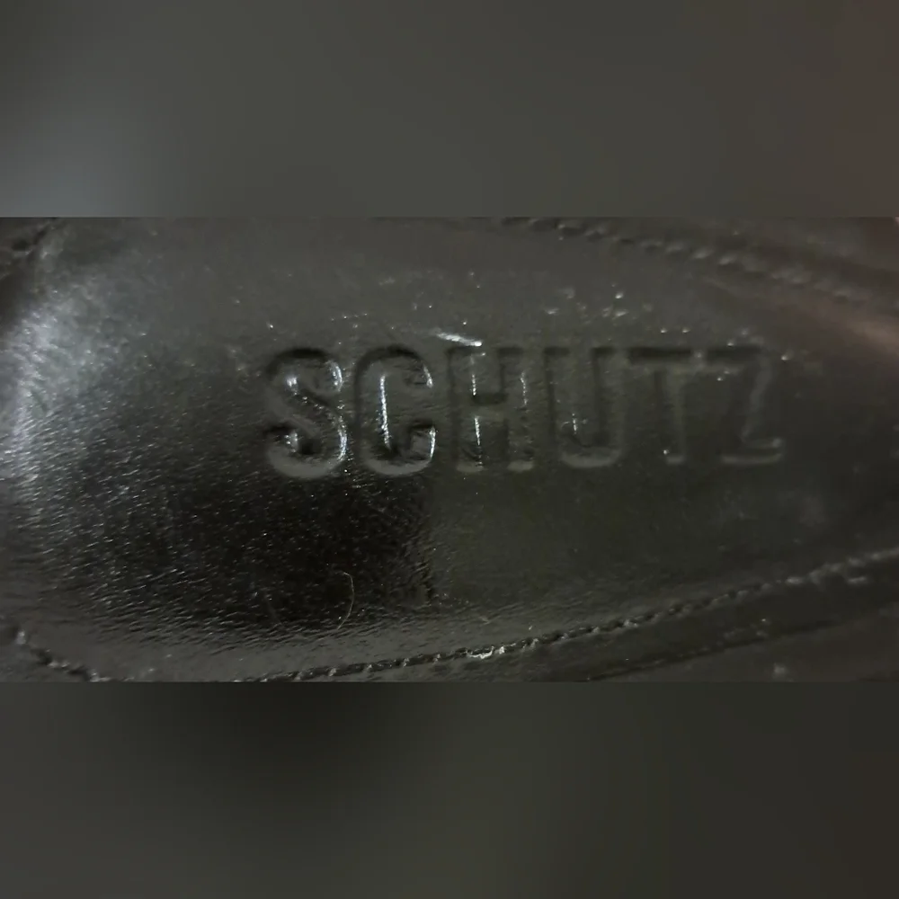 SCHUTZ brand new