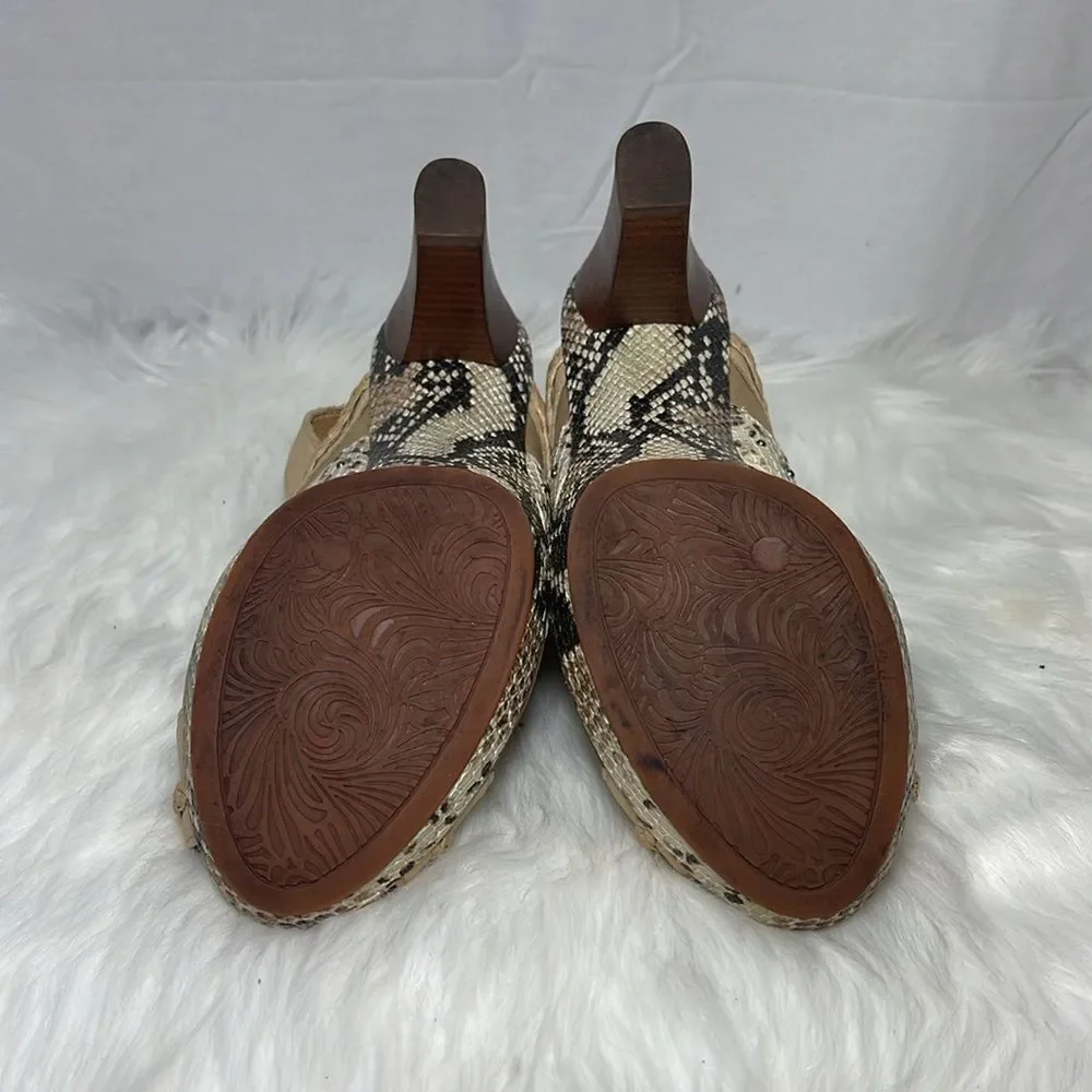 Nurture by Lamaze platform heel