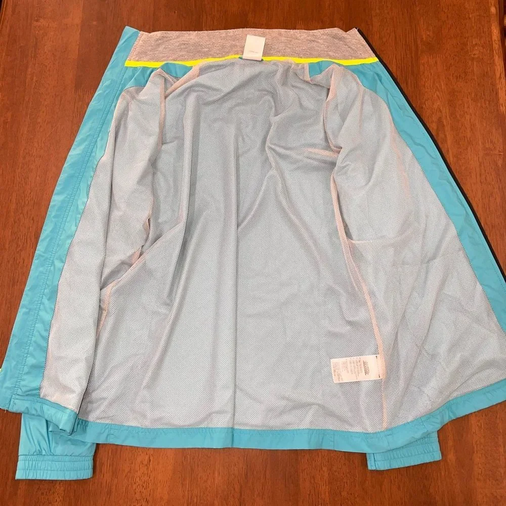 adidas windbreaker running