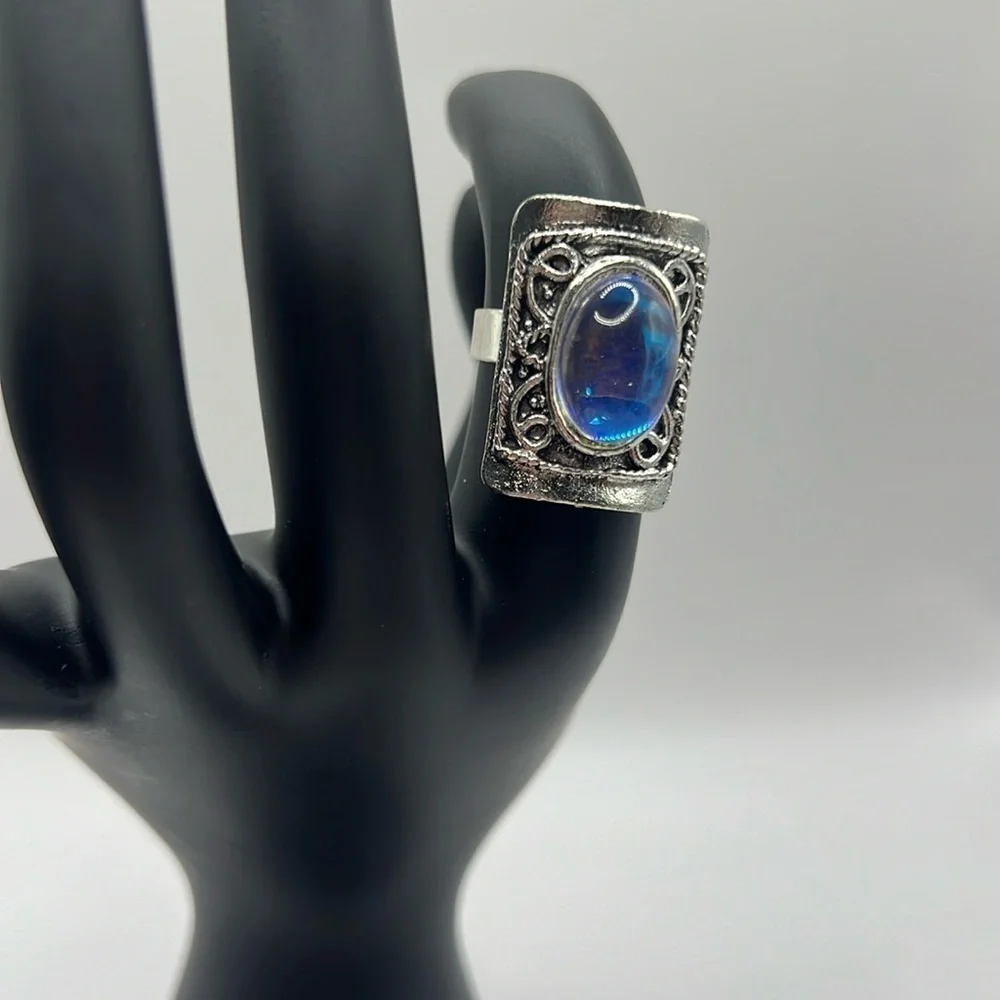 N/A boutique stone