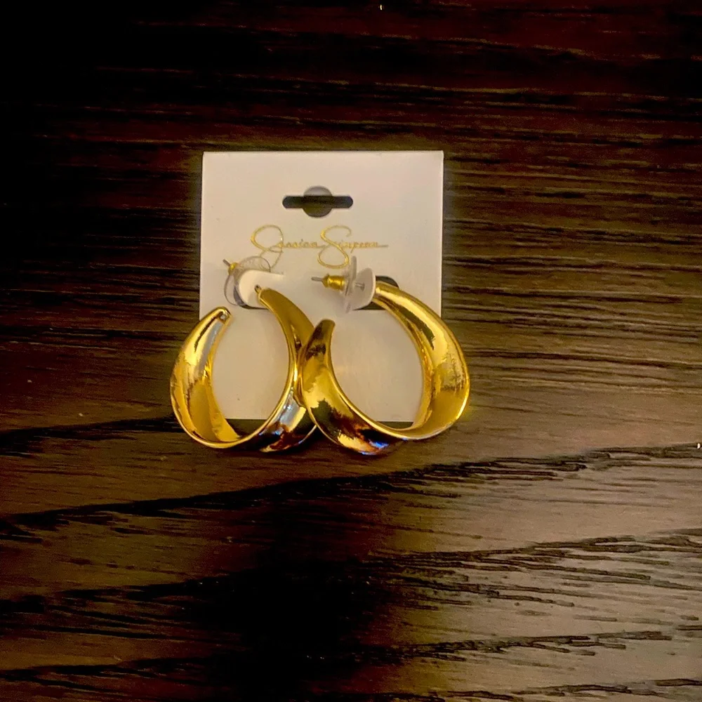 NEW Jessica Simpson thick gold earrings