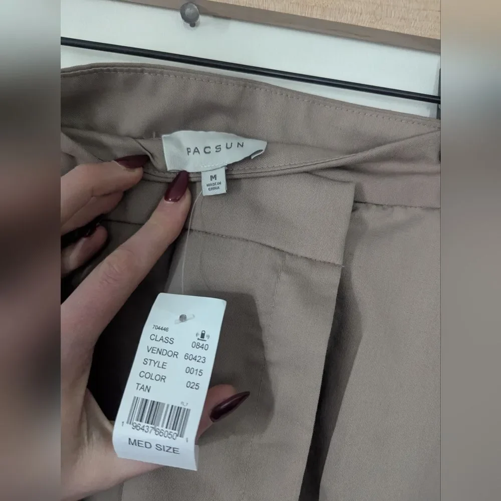 PacSun photos taupe
