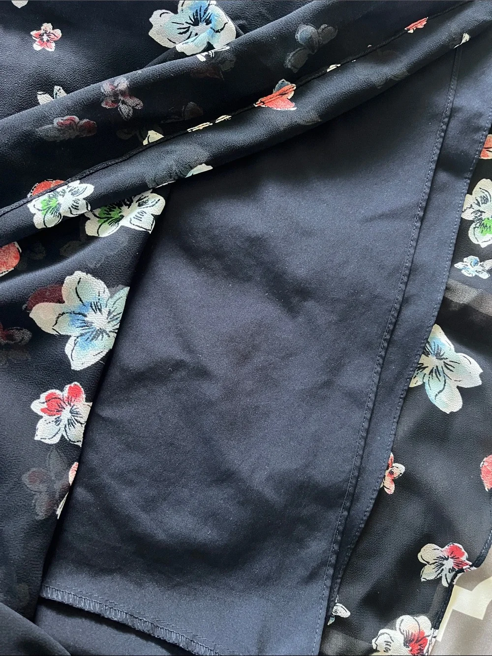 Ann Taylor flowing black