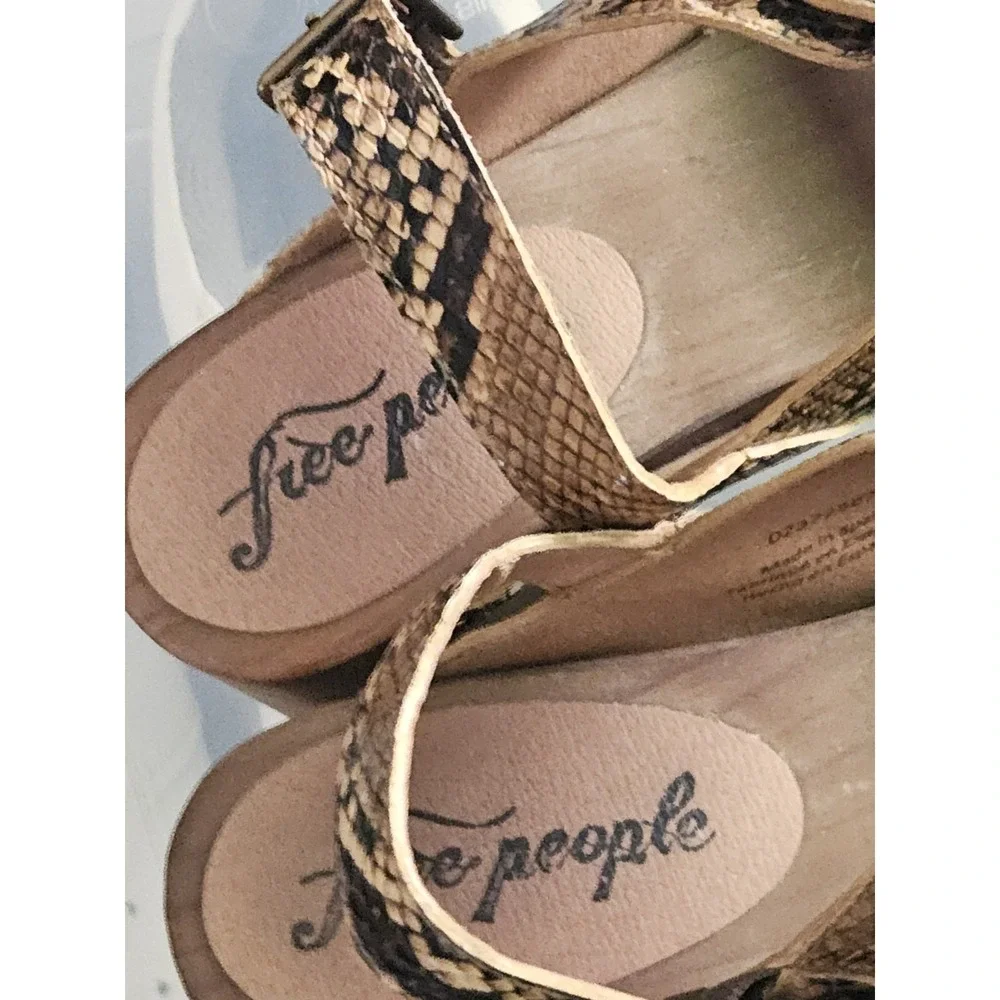 Free People Belem Sandals Women's EU 38 Snake Print Platform Clog Heels Boho