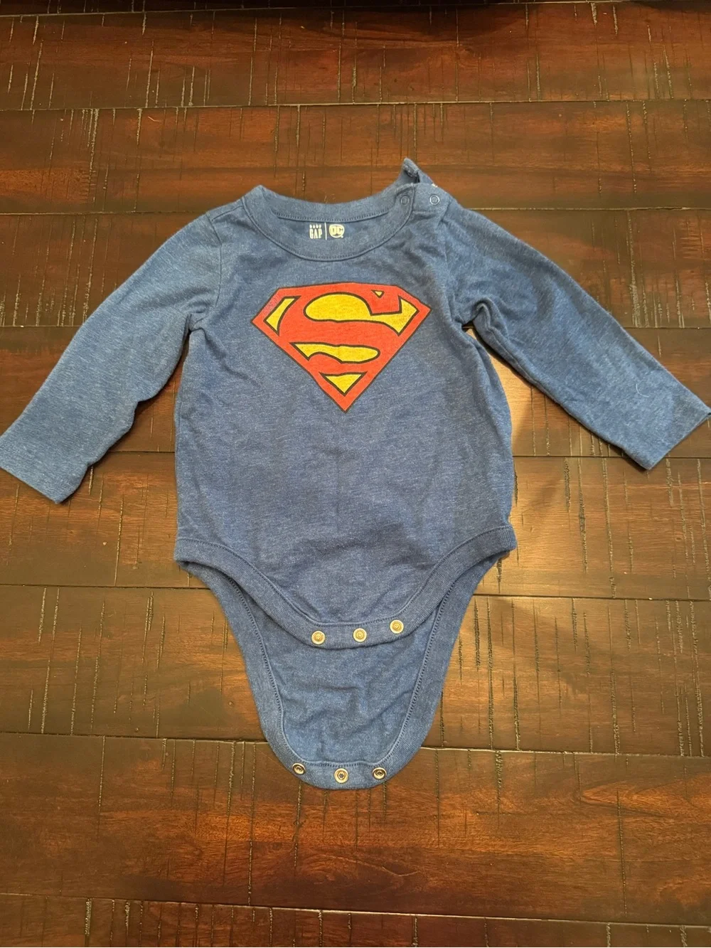 Baby gap Superman Logo Blue Baby Bodysuit size 12-18 months