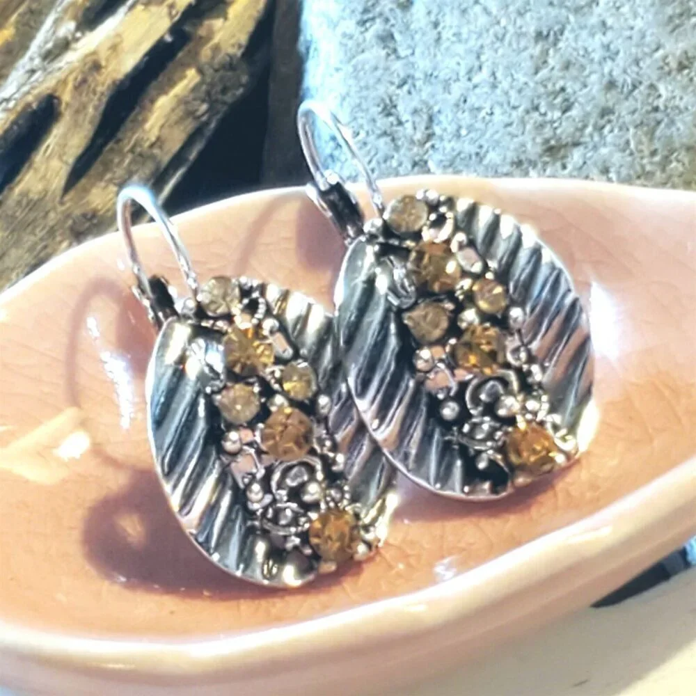 Pinkdiva color crystals
