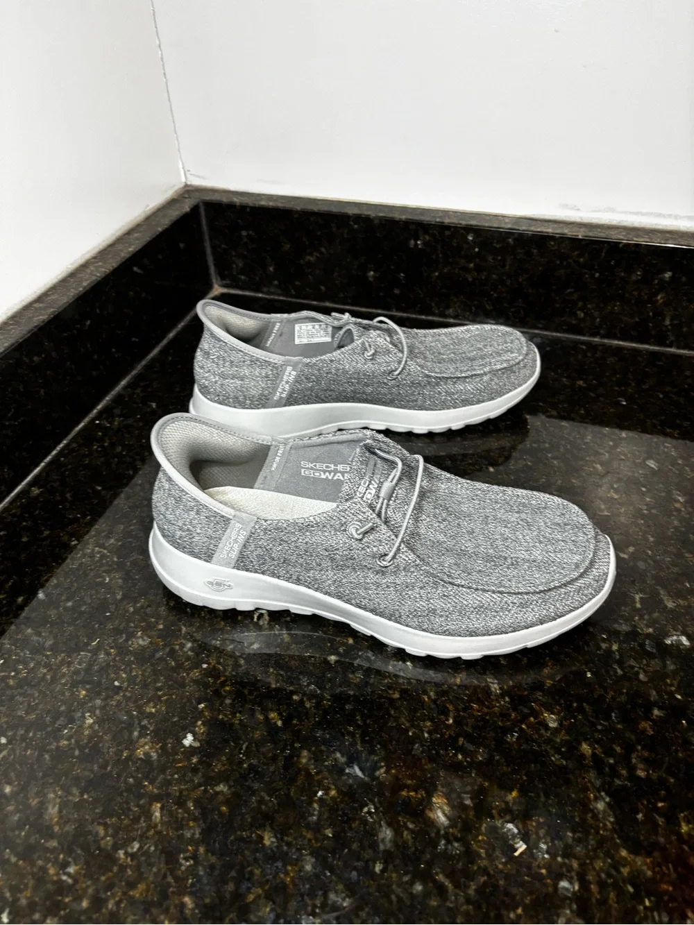 Skechers lightweight silver
