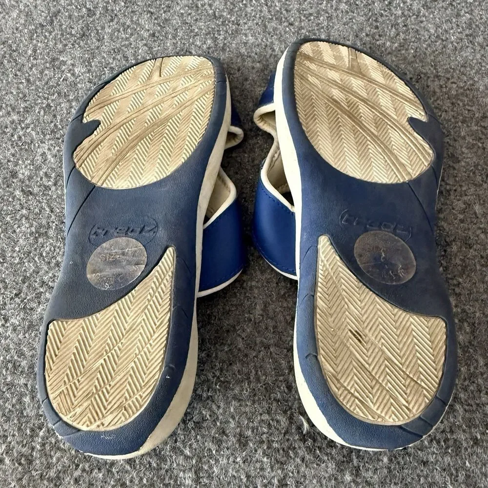 Tredz Women's Blue Sport Slide Sandals 7 Athletic Comfort Slip On Beach Sandals