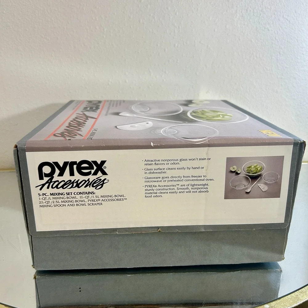 Pyrex designs vtg