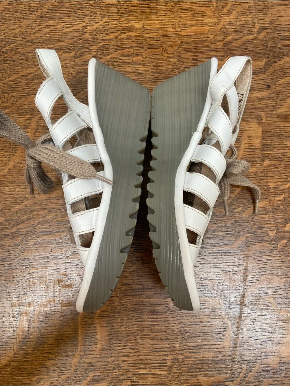 Fly London womens size sneaker