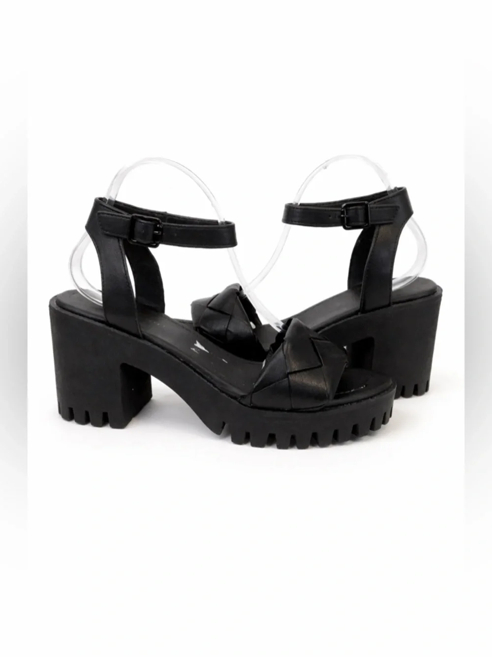 Madden Girl closure toe lug