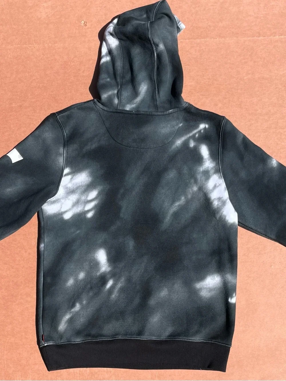 Levi's Black & White Tie-Dye Logo Hoodie Youth XL