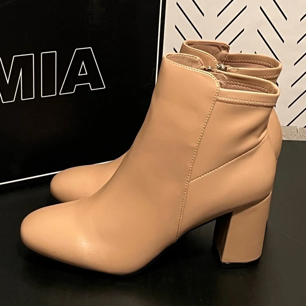 MIA new box