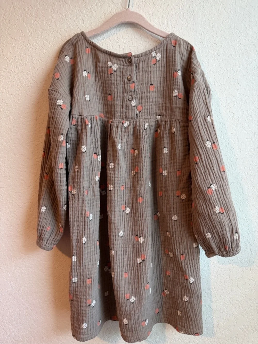 H&M lightweight muslin