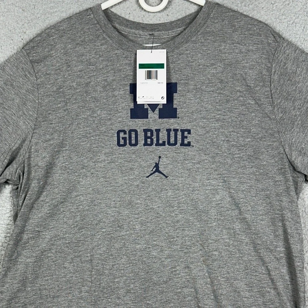 NEW Michigan Wolverines Nike Jordan T-Shirt Mens XL Blue Grey Short Sleeve Tee