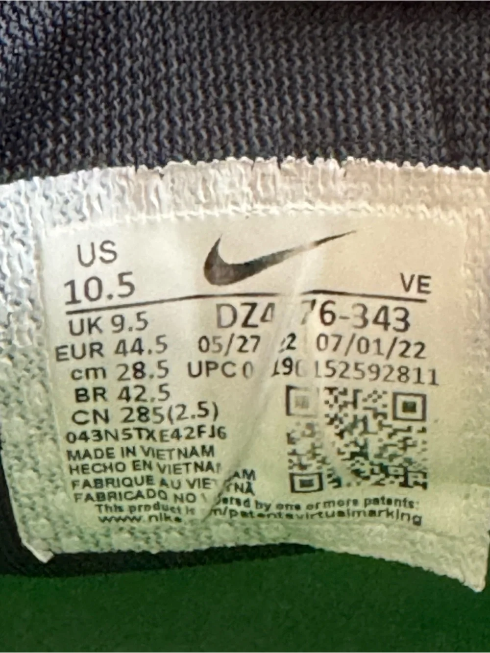 Nike lightweight men’s