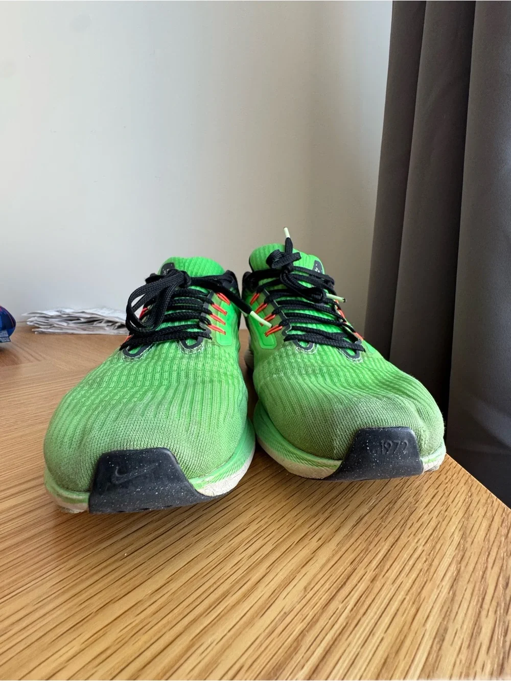 Nike lightweight men’s