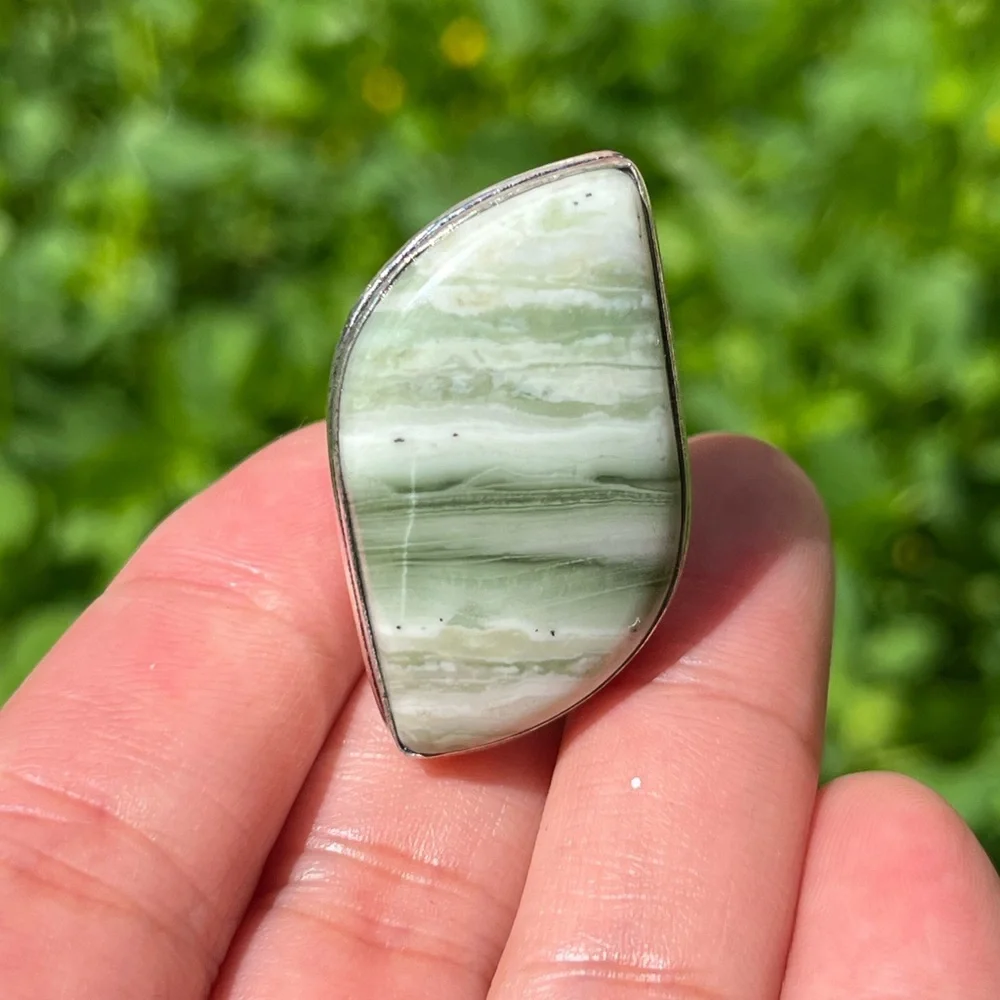 Size‎ 7 Silver plated Larsonite Ring