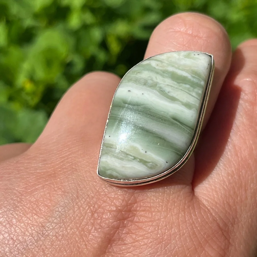 Size‎ 7 Silver plated Larsonite Ring