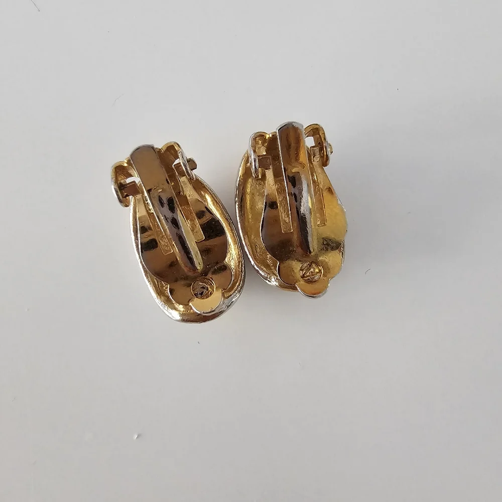 Vintage gold tone