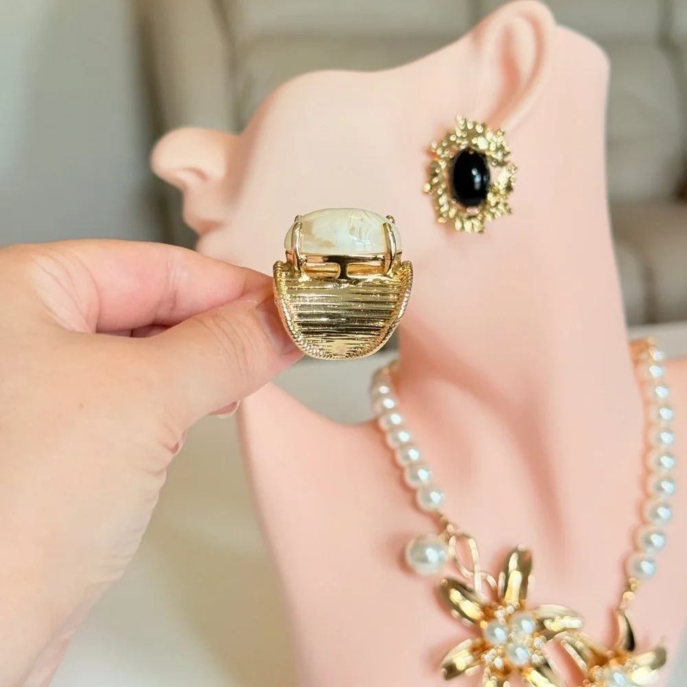 Zara polished classic