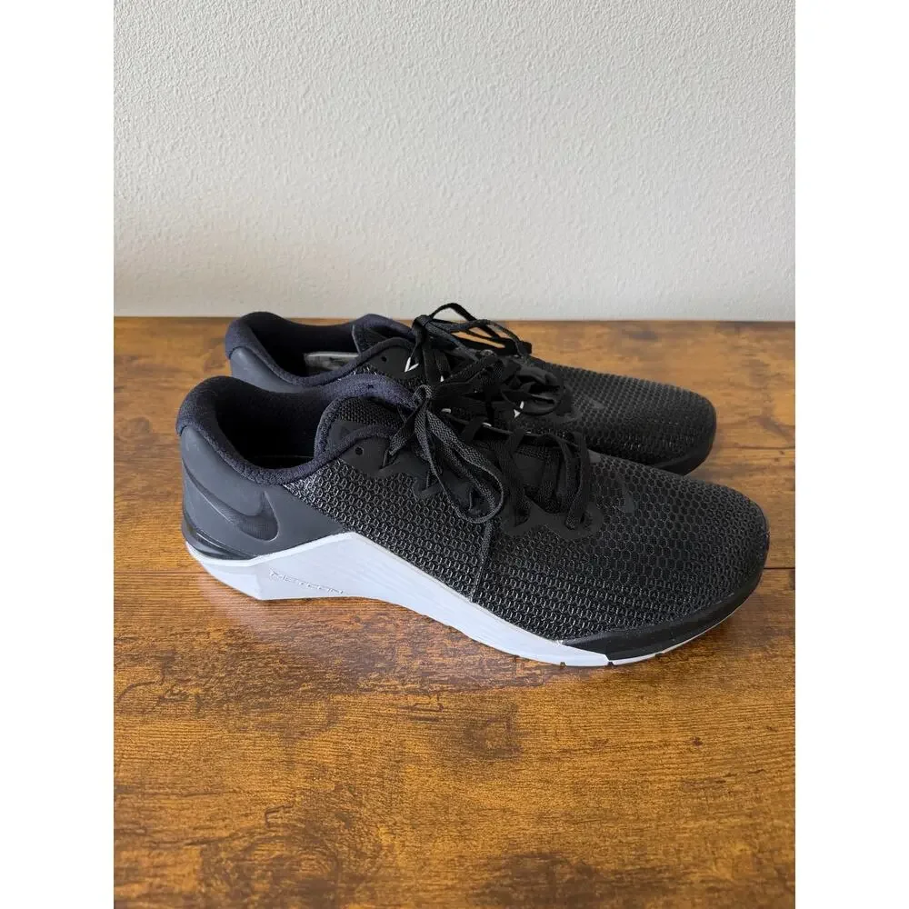 Nike metcon 010 shoes