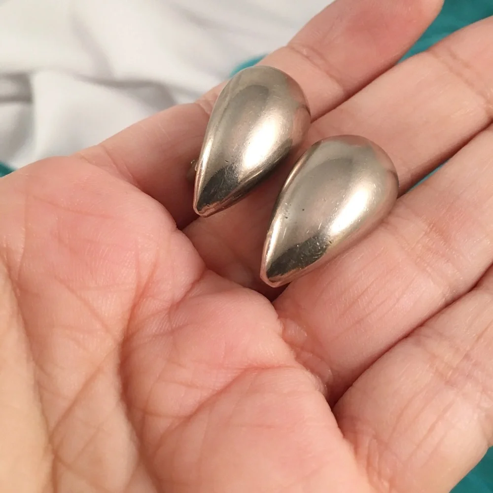 VINTAGE Napier Modernist Teardrop Earrings